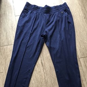 Performance Skinny Pants
